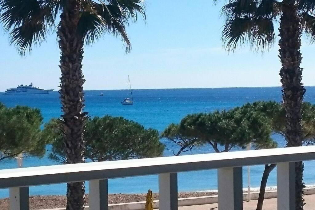 T3 Sur La Plage Vue Feerique Mer,Wifi, Parking Inclus , Clim La Ciotat Exteriér fotografie