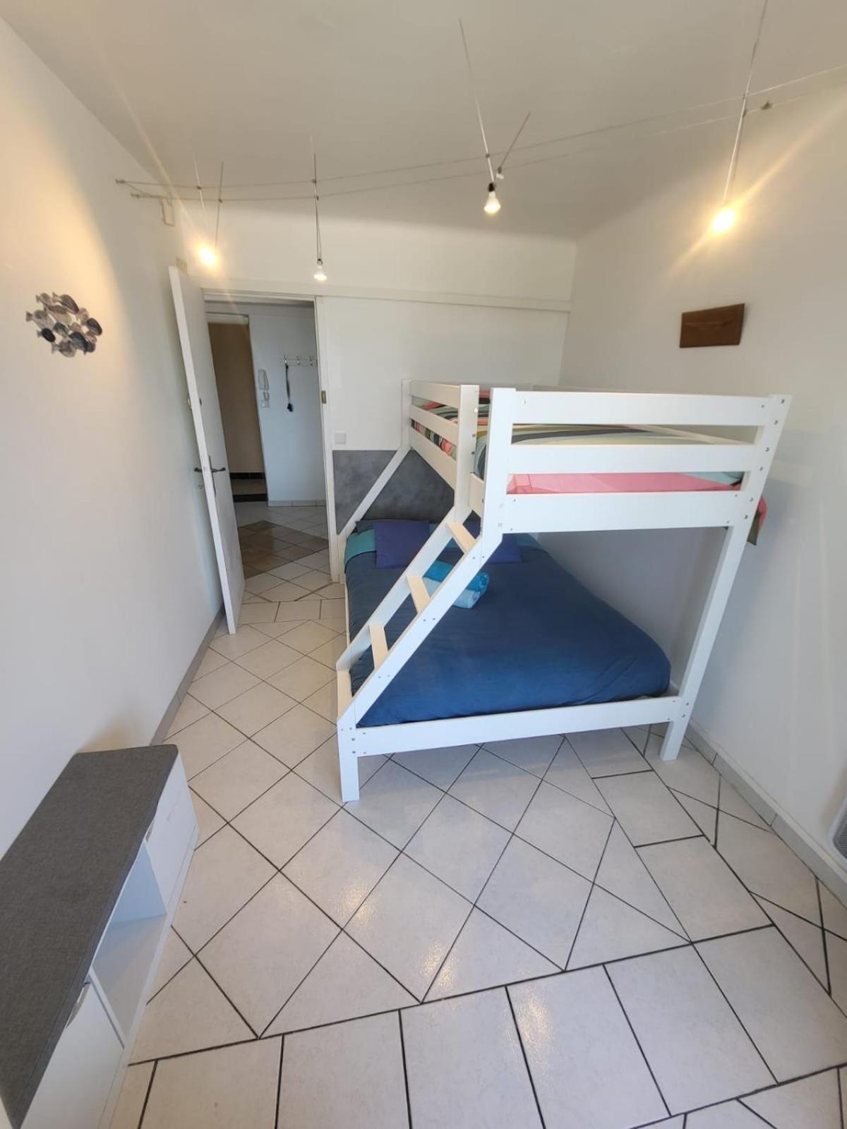 T3 Sur La Plage Vue Feerique Mer,Wifi, Parking Inclus , Clim La Ciotat Exteriér fotografie