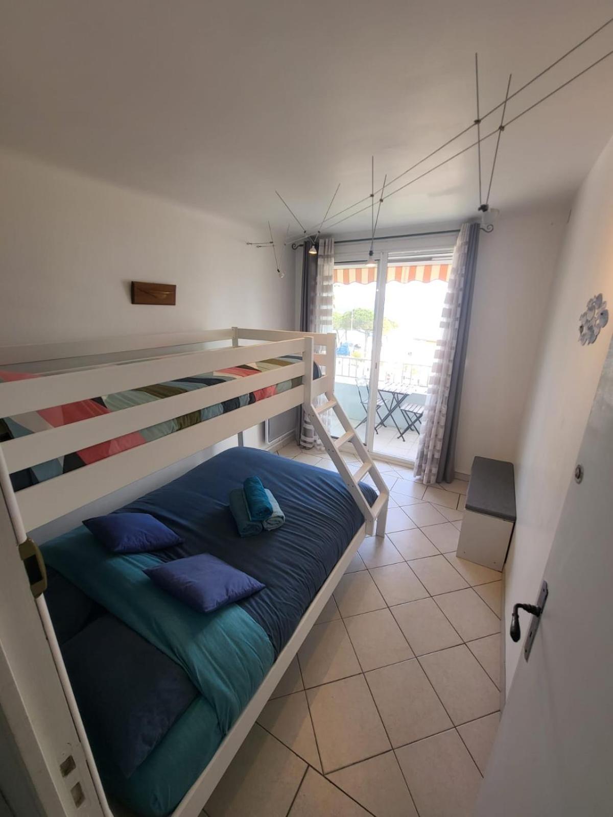 T3 Sur La Plage Vue Feerique Mer,Wifi, Parking Inclus , Clim La Ciotat Exteriér fotografie